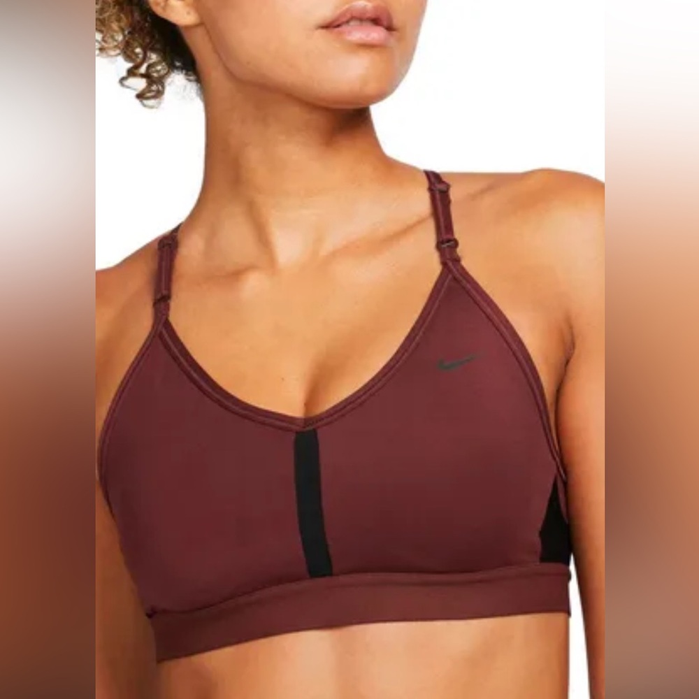 Nike Burgundy Sports Bra Size Small Adjustable Straps Athletic Top